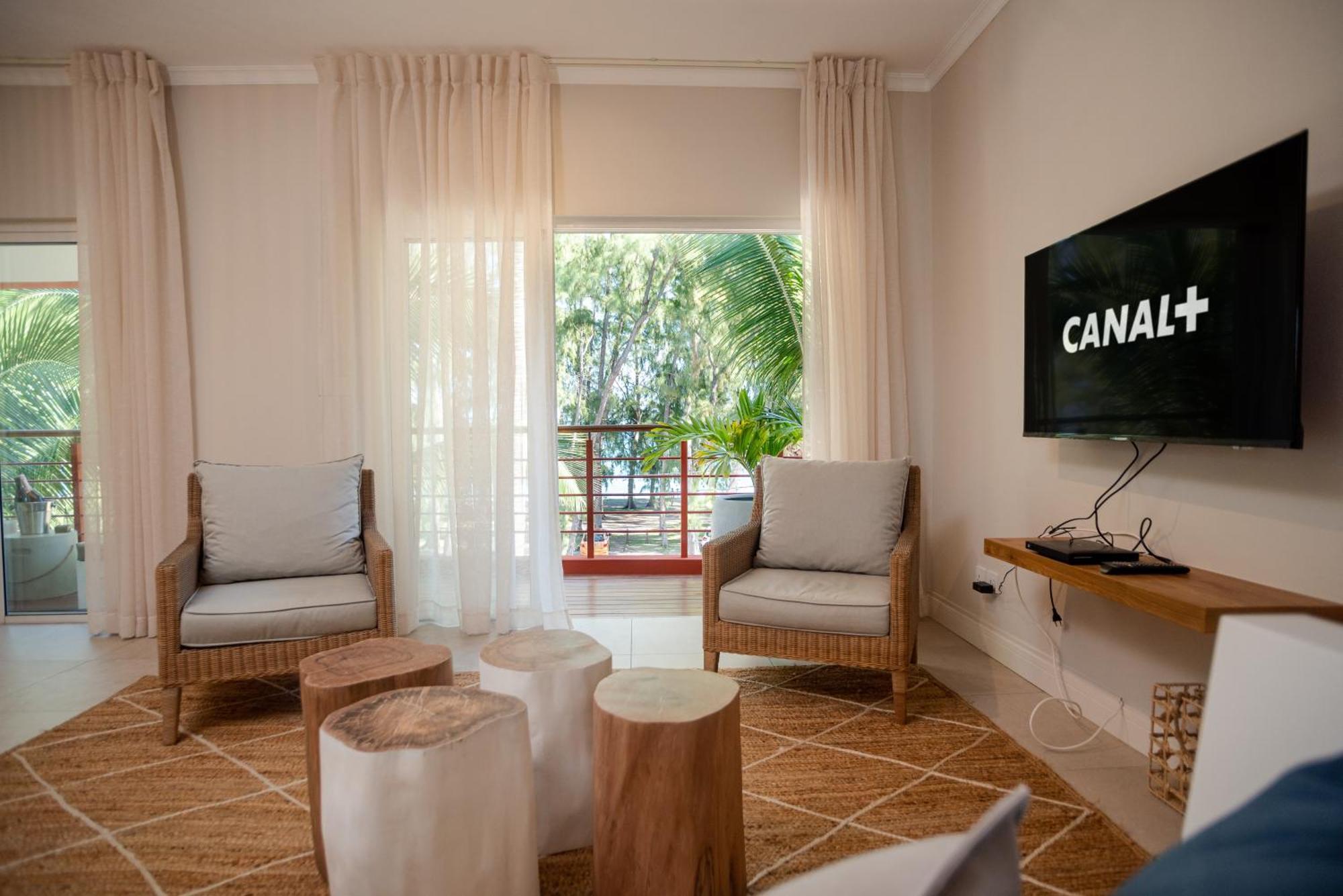 Blue Coral Beachfront Penthouse Flic en Flac Экстерьер фото